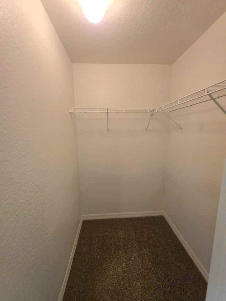 5560 Nw 55th Ave - Photo 7 of 14