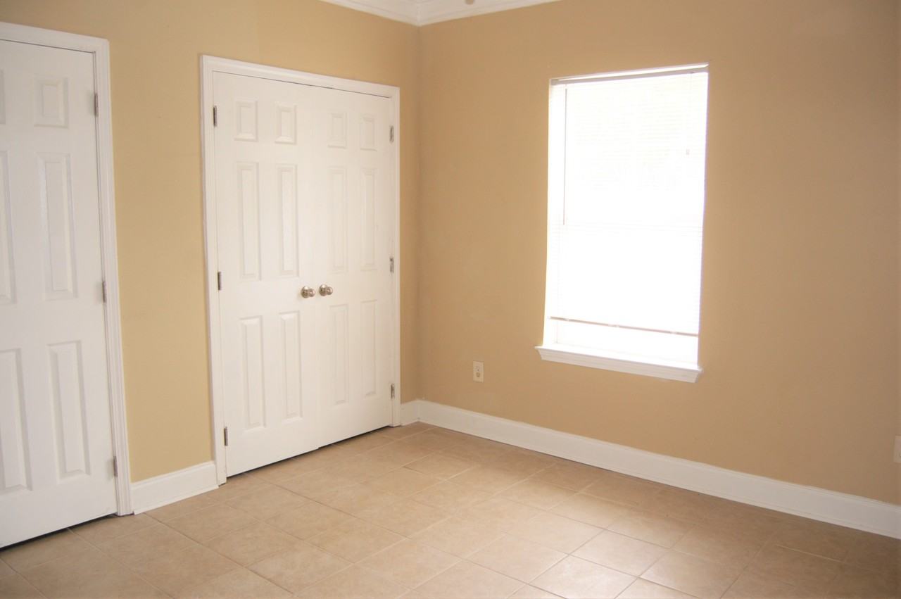 2639 Nanette Dr - Photo 7 of 10