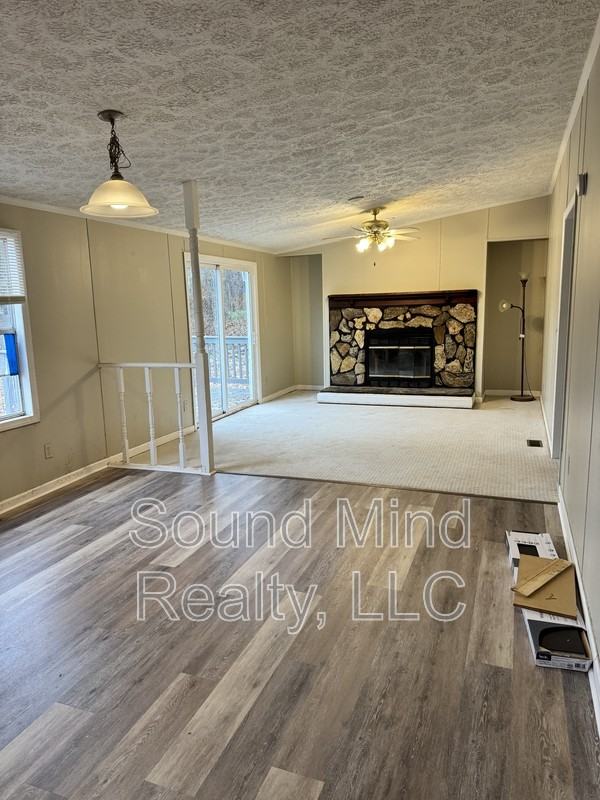 5816 Goolsby Ct - Photo 3 of 13