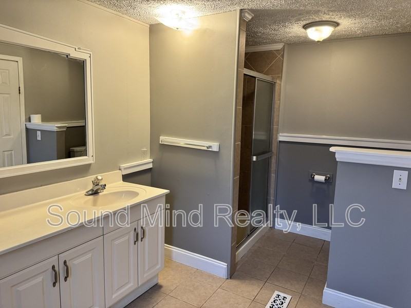 5816 Goolsby Ct - Photo 6 of 13