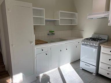 825 W Anapamu St - Photo 2 of 7