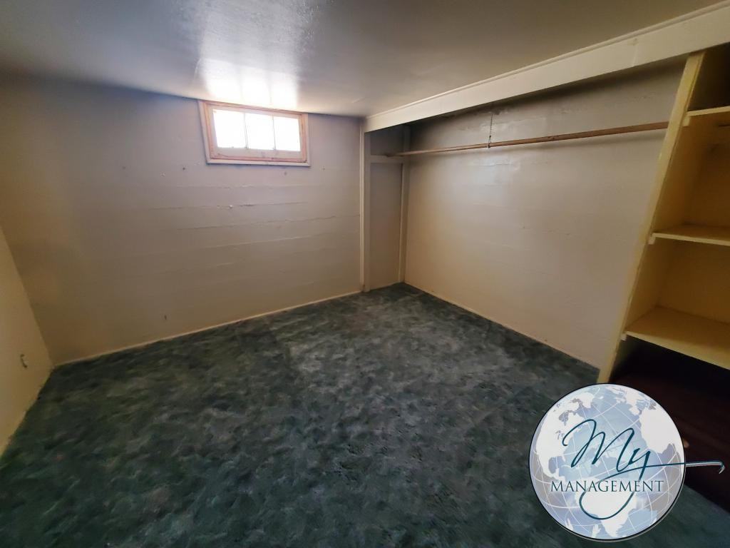 757 Eastland Dr - Photo 3 of 11