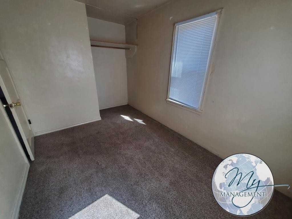 757 Eastland Dr - Photo 6 of 11