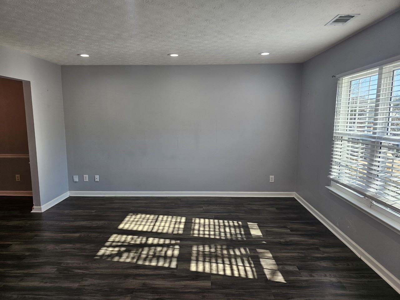 2853 Da Vinci Blvd - Photo 2 of 17