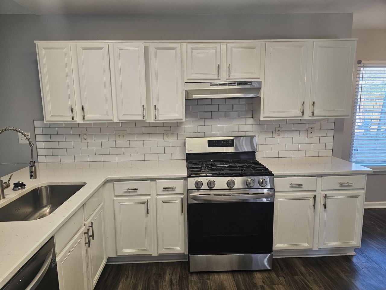 2853 Da Vinci Blvd - Photo 6 of 17