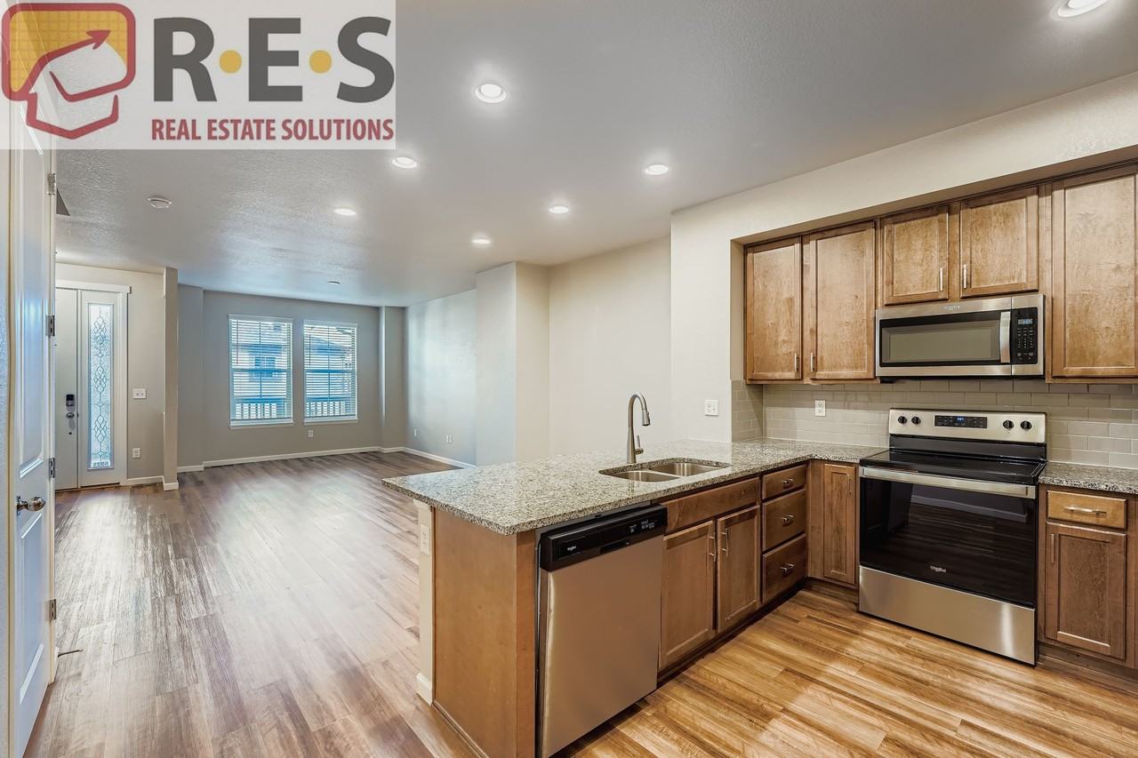 6831 Bethany Dr - Photo 4 of 17