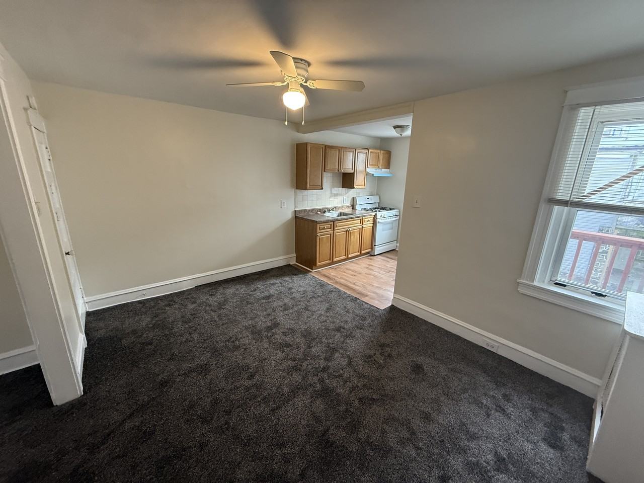 7128 Stockley Rd - Photo 6 of 22