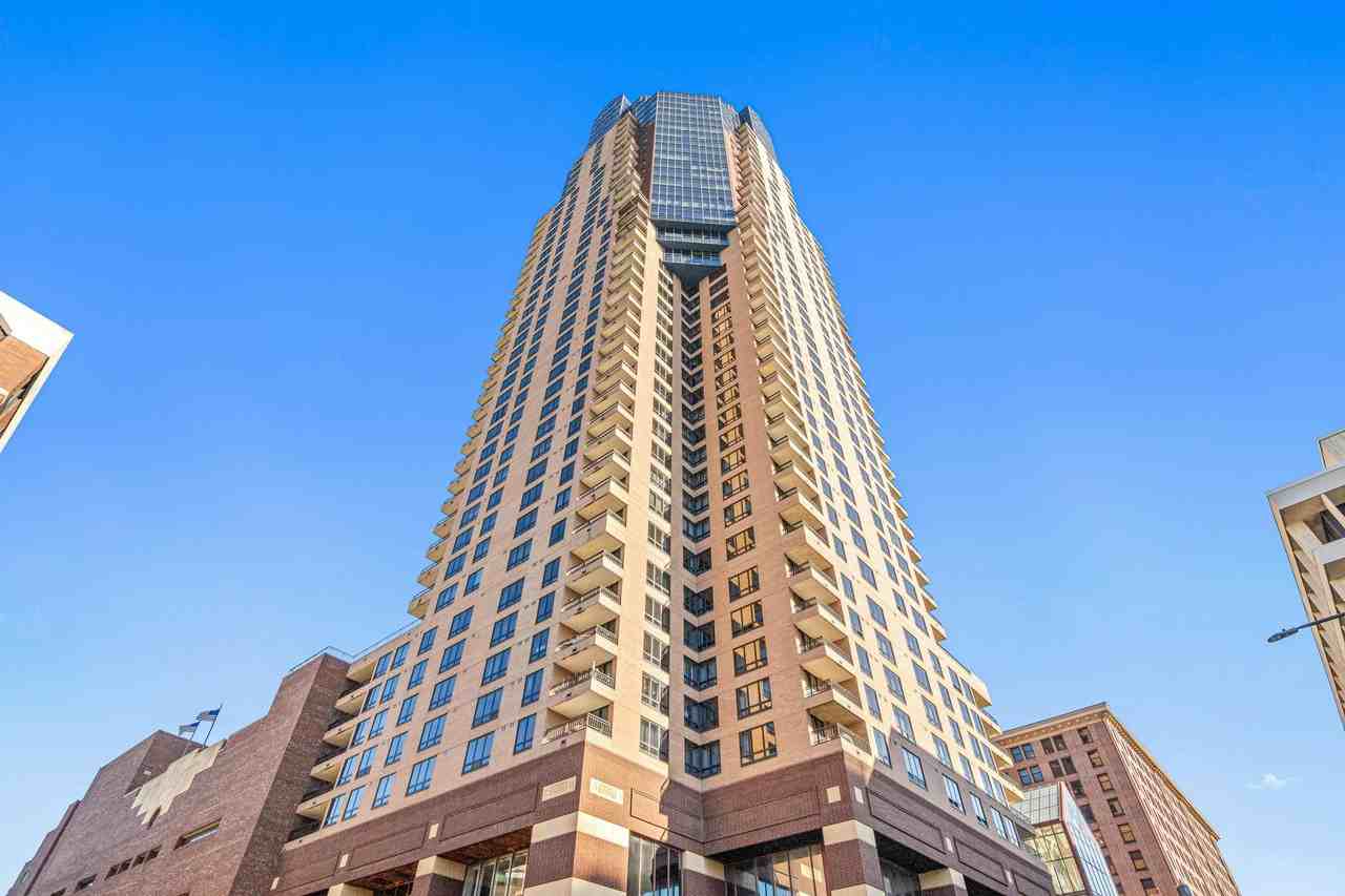 168 6th St E #2806 - Photo 2 of 24