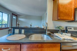 1010 Nw Roanoke Ave - Photo 1 of 1