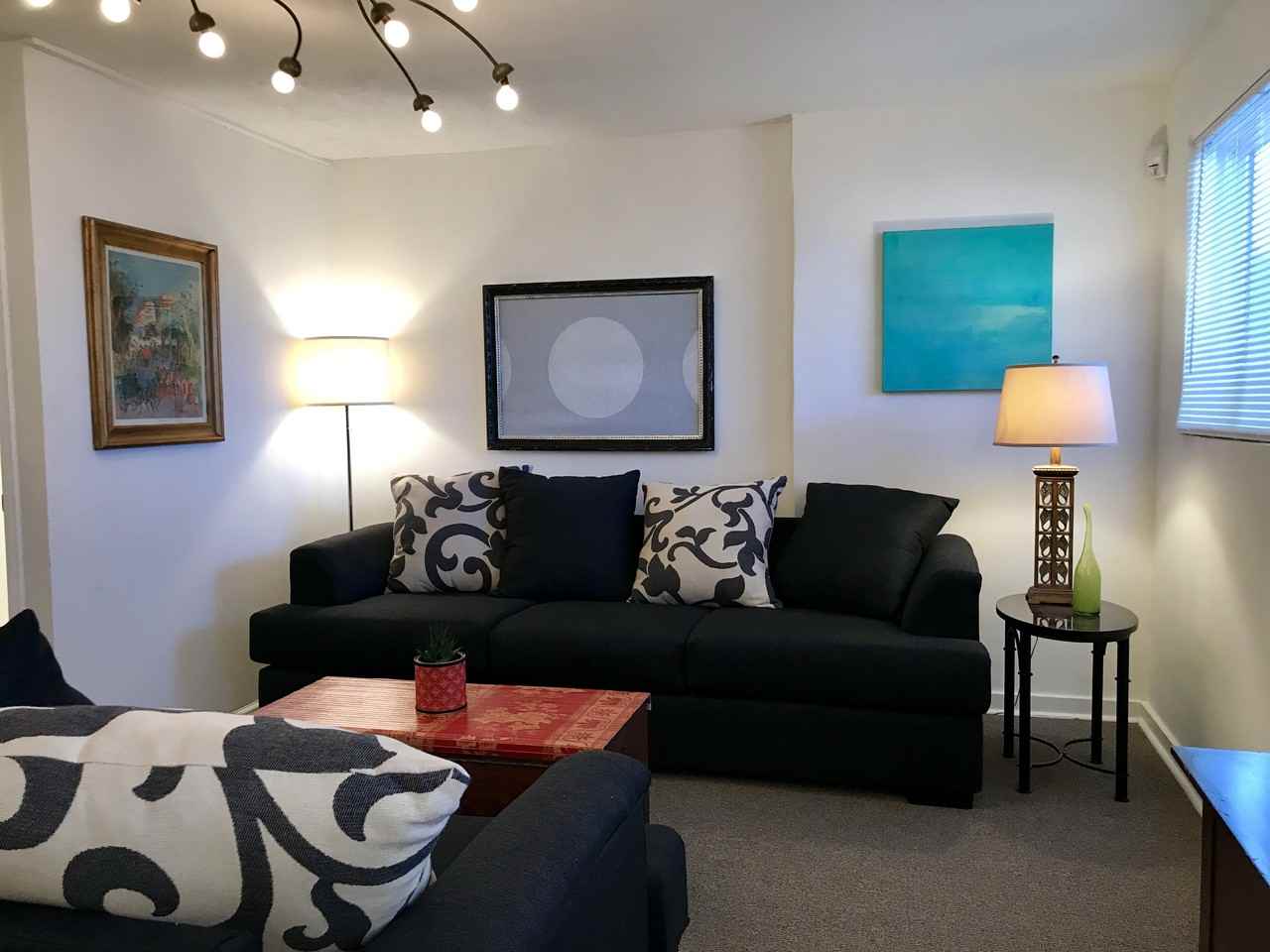 1014 5Th St Nw - Photo 3 of 12