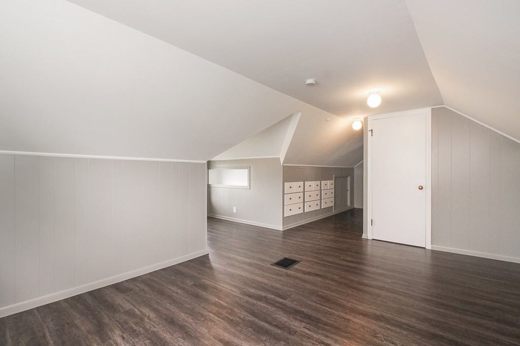 11912 Derby Ave - Photo 7 of 29