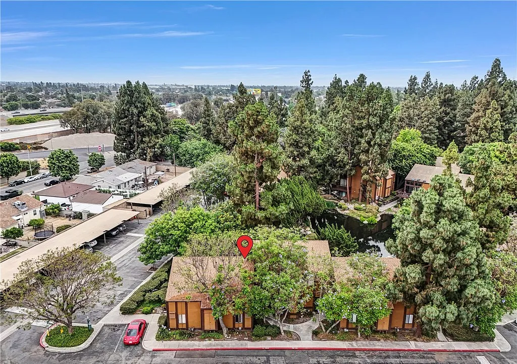 10642 Shoreline Dr #80 - Photo 3 of 13