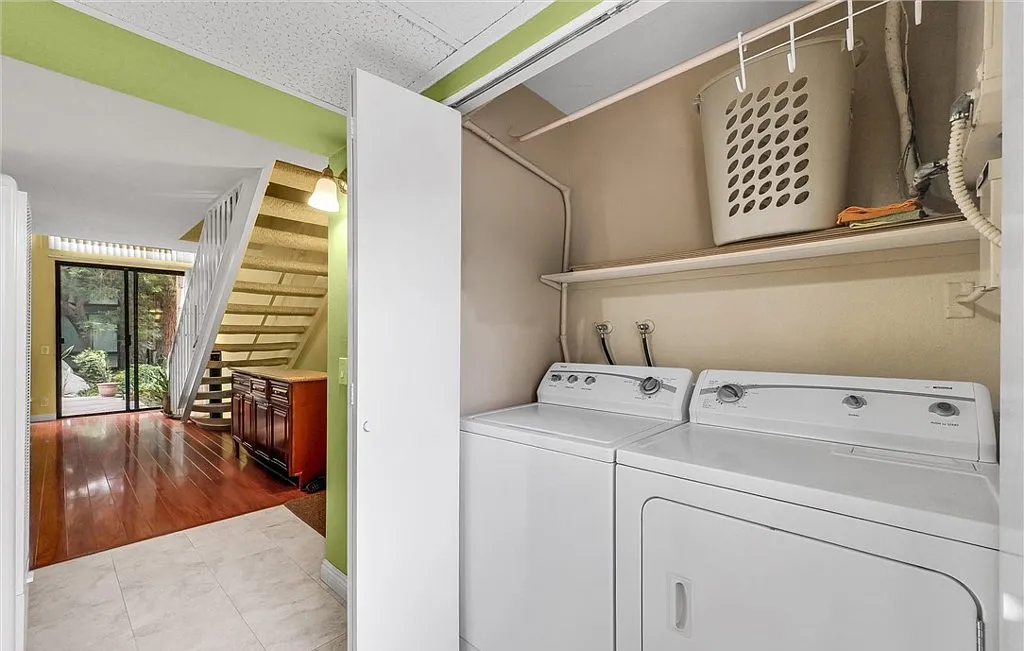 10642 Shoreline Dr #80 - Photo 7 of 13