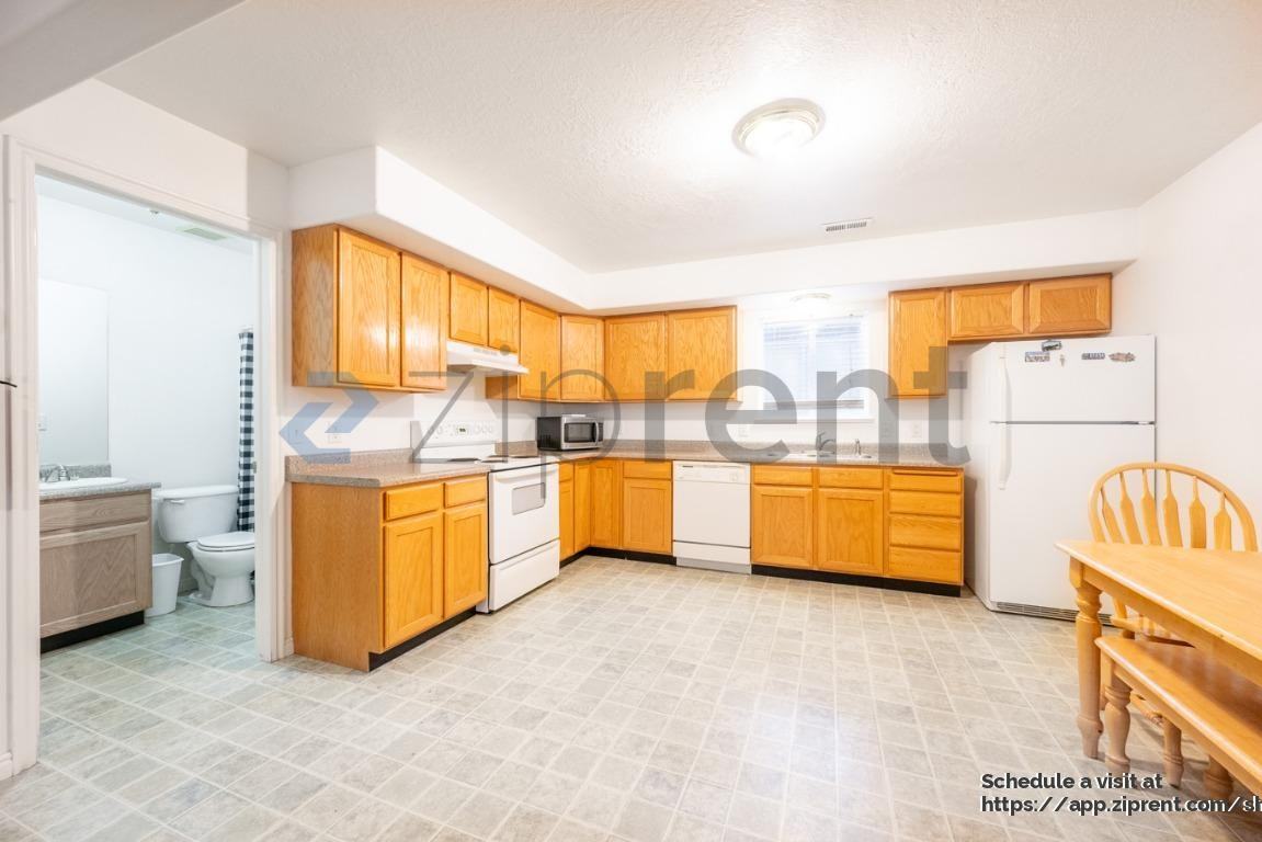 200 320E Eastnorth #332 - Photo 7 of 19