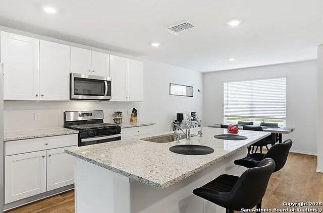 14214 Navidad Pike - Photo 5 of 21