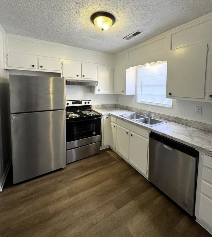 4101 McVay St SW - Photo 2 of 10