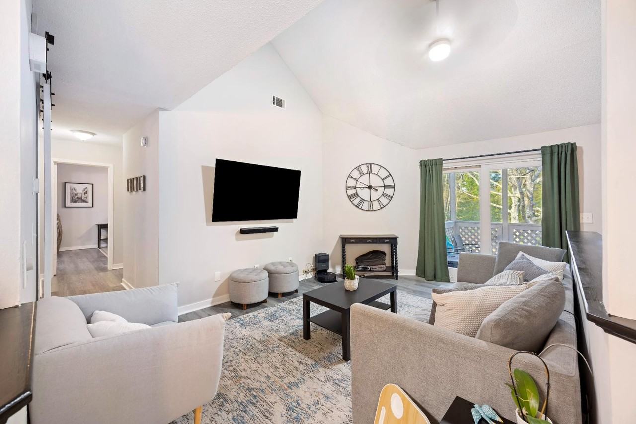 340 Sandpiper Dr - Photo 4 of 11