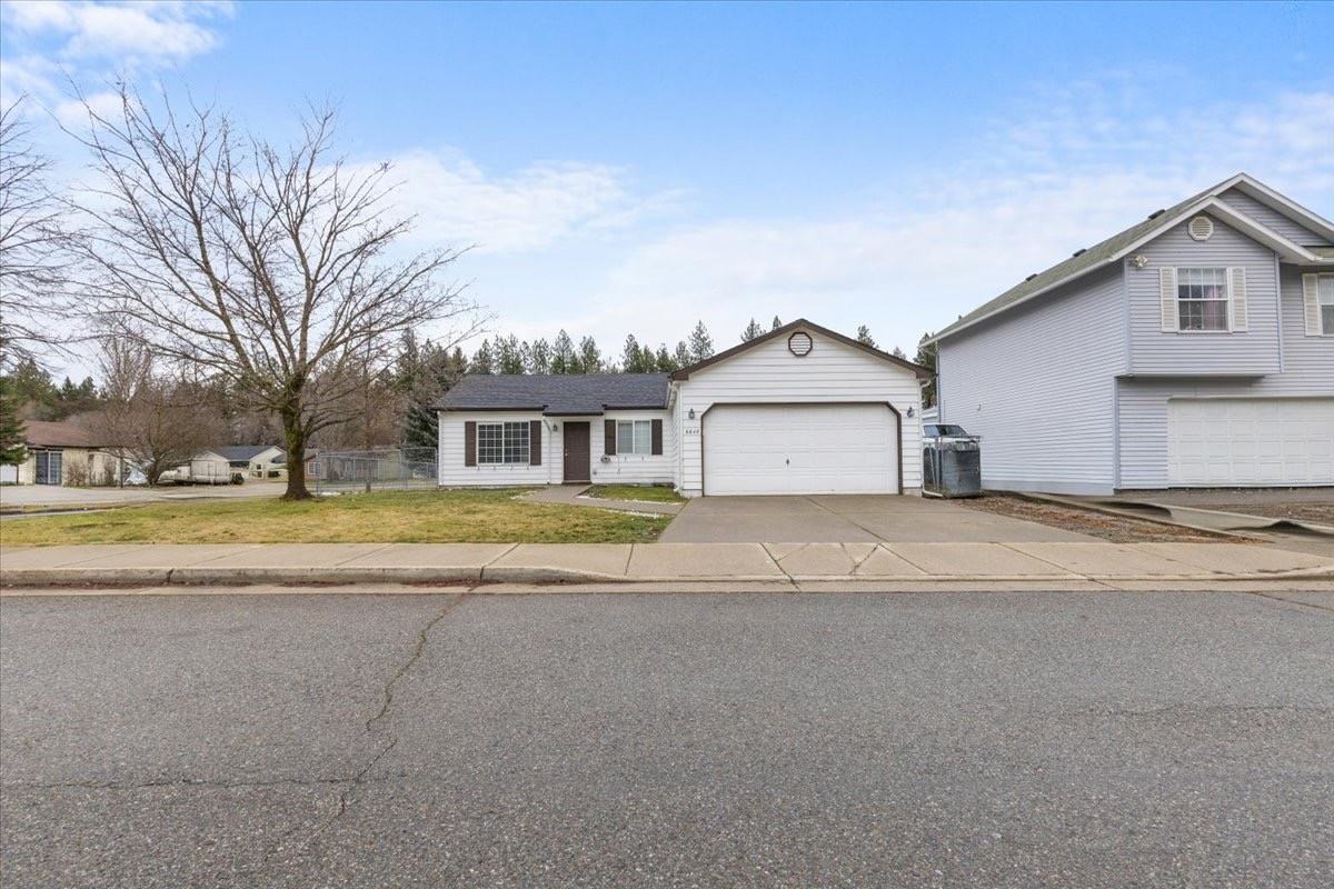 6648 W Legacy Dr - Photo 3 of 20