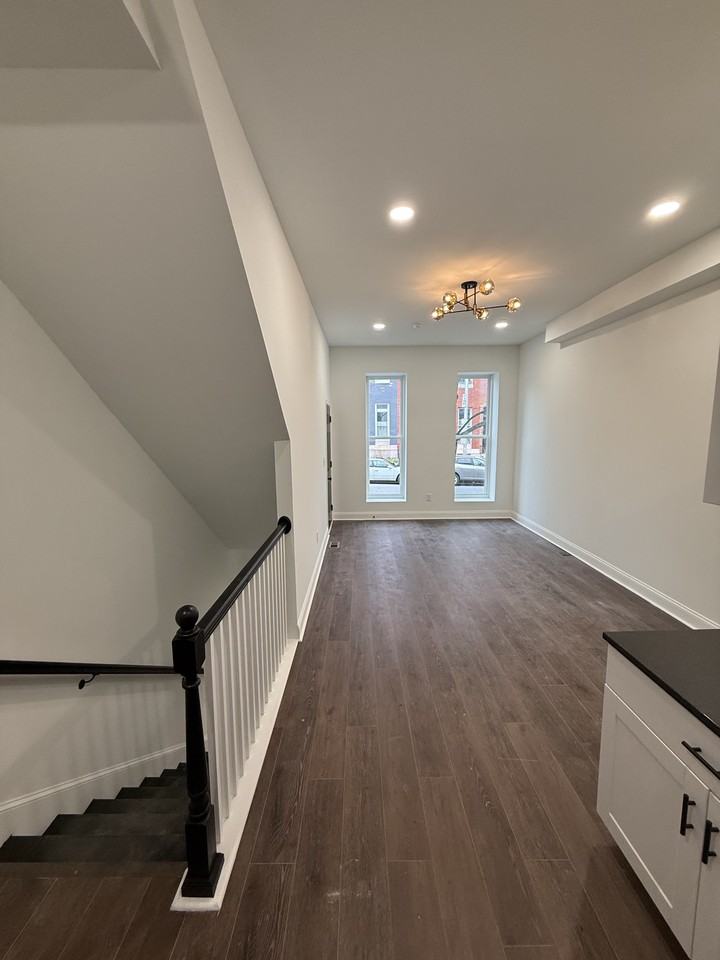 2028 Druid Hill Ave #2028DH1 - Photo 5 of 8