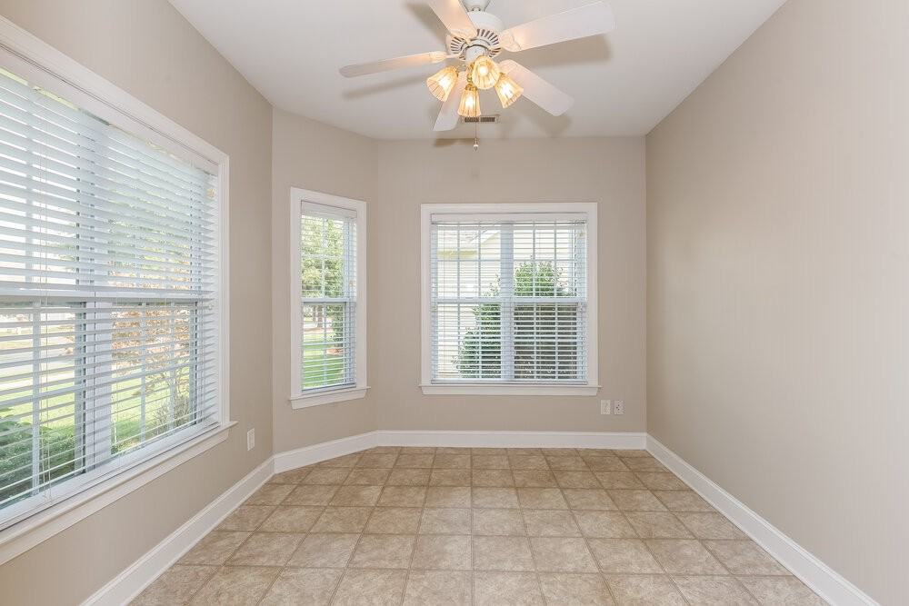 7005 Filly Dr - Photo 4 of 15