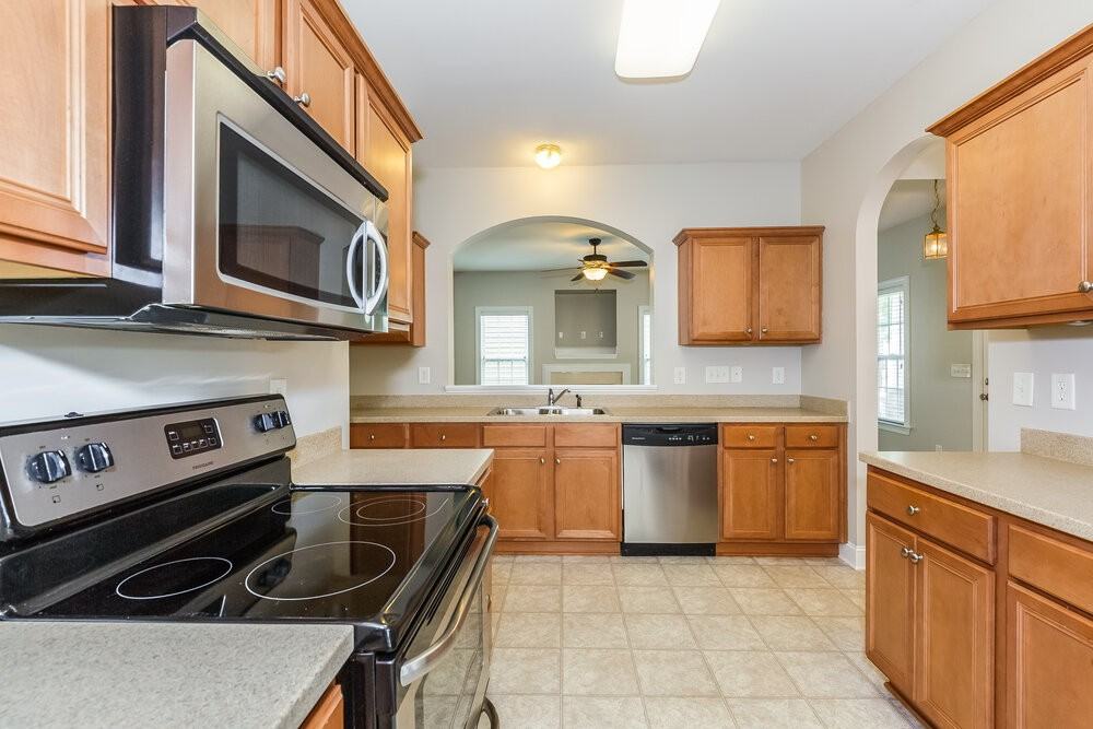 7005 Filly Dr - Photo 5 of 15