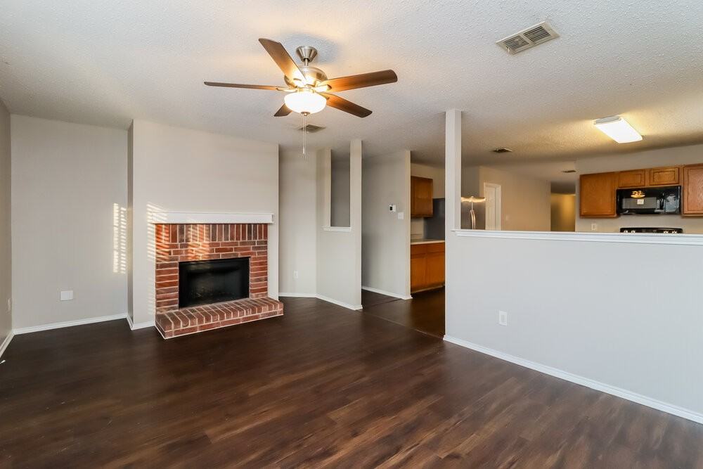 4229 Gray Fox Dr - Photo 4 of 16