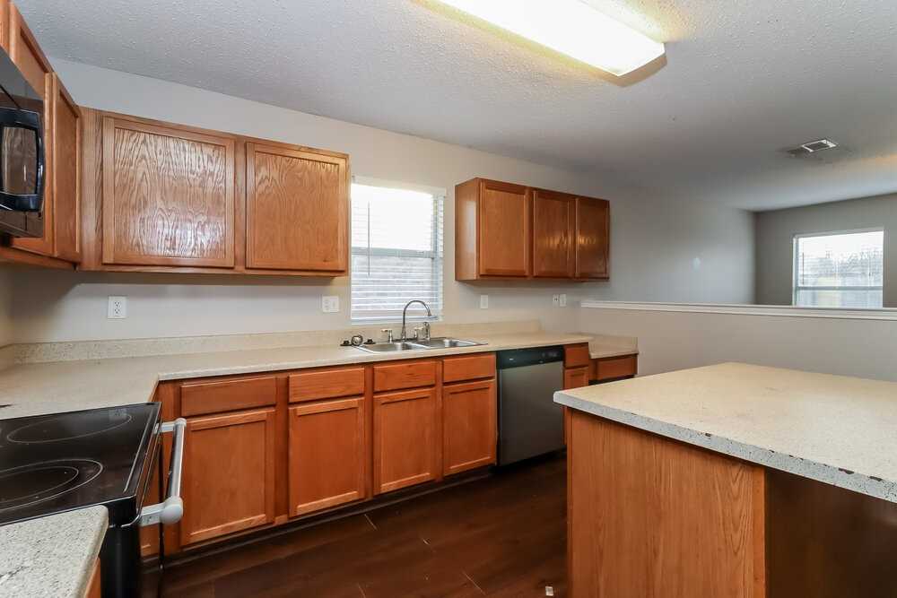 4229 Gray Fox Dr - Photo 7 of 16