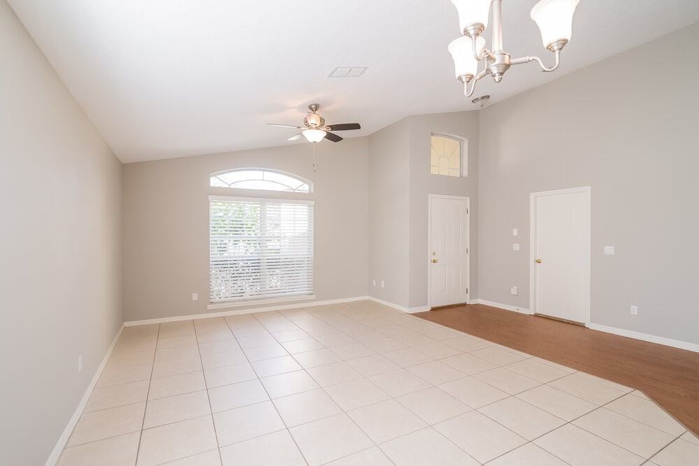 172 Afton Ln - Photo 2 of 17