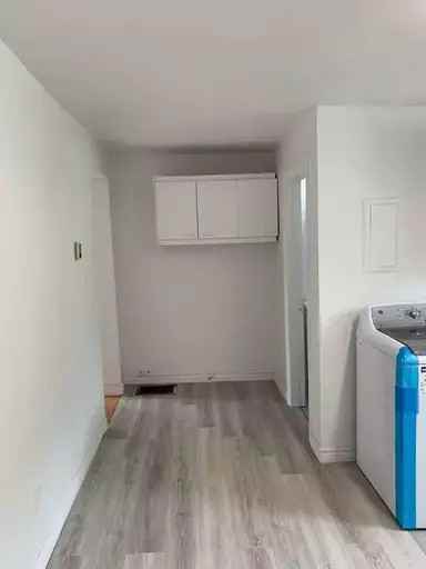 241 William St #3 - Photo 2 of 9