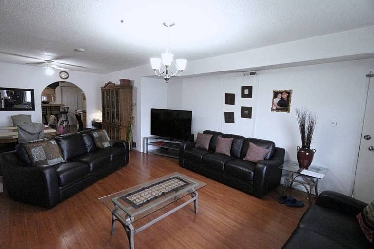 5152 Dominion St - Photo 2 of 13