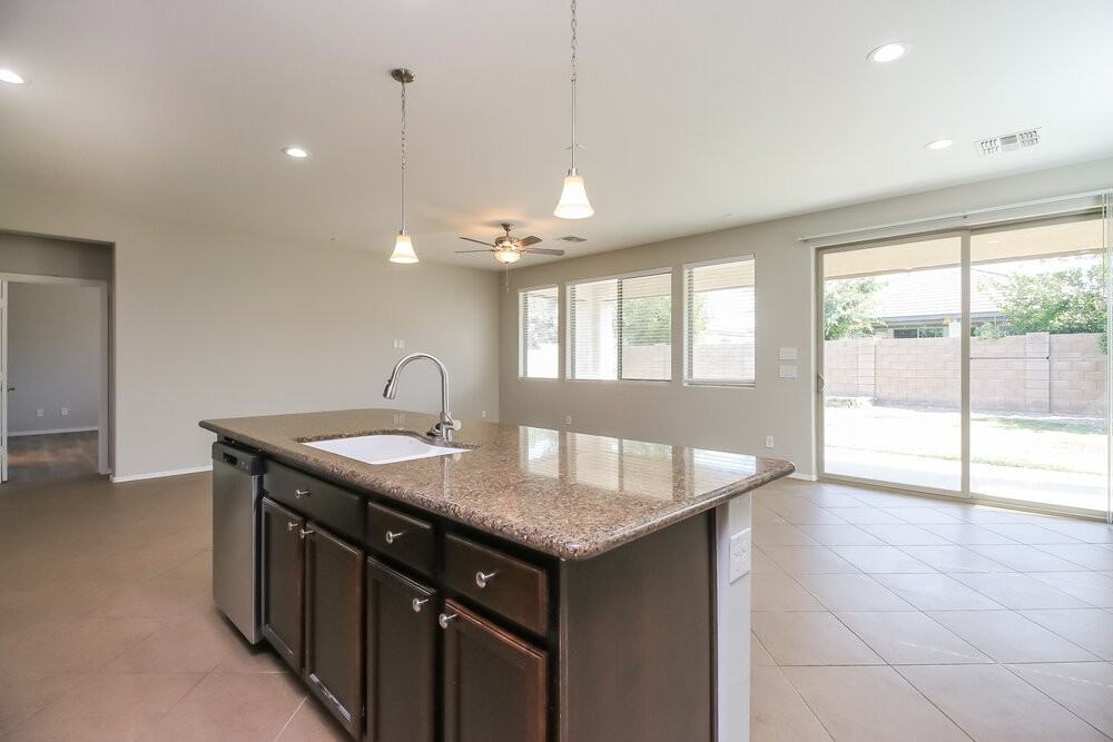 22479 E Desert Spoon Dr - Photo 7 of 16