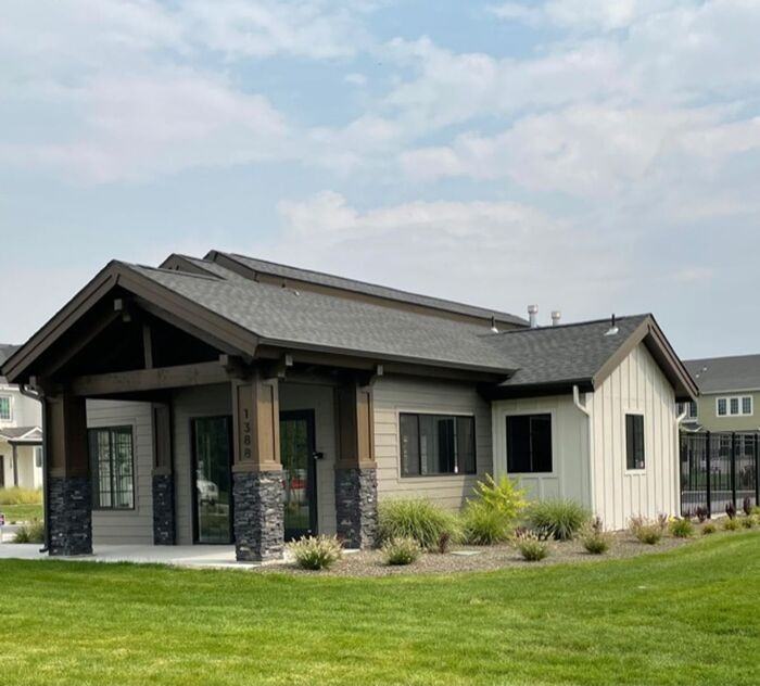 1373 S Union Square Ave - Photo 3 of 22