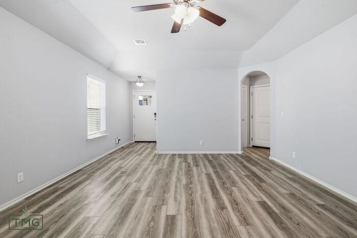 123 E Latimer St - Photo 6 of 25