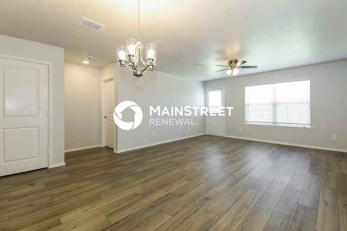 2311 Alcantara Ave - Photo 7 of 18