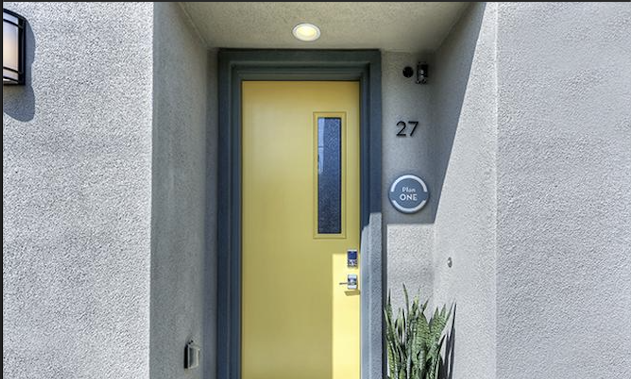 3921 Eagle Rock Blvd #27 - Photo 2 of 23