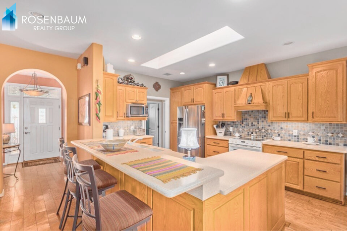 15310 S Kline Pl - Photo 7 of 23