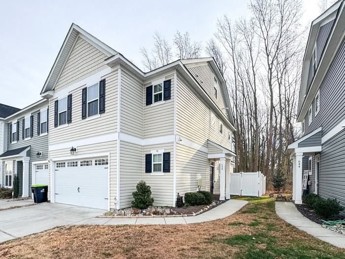 648 Revival Ln - Photo 2 of 50