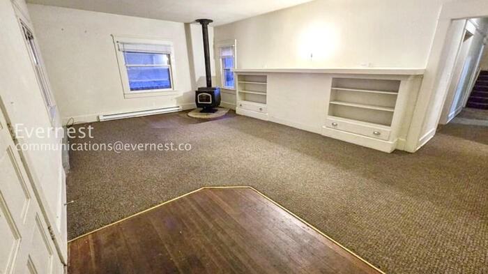 1960 Kincaid St - Photo 7 of 41