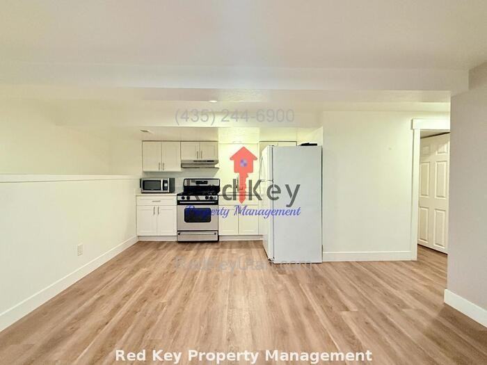 8701 W 3150 S #B - Photo 3 of 12