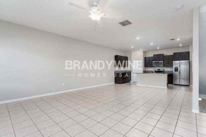 5559 Mercado Dr - Photo 7 of 41