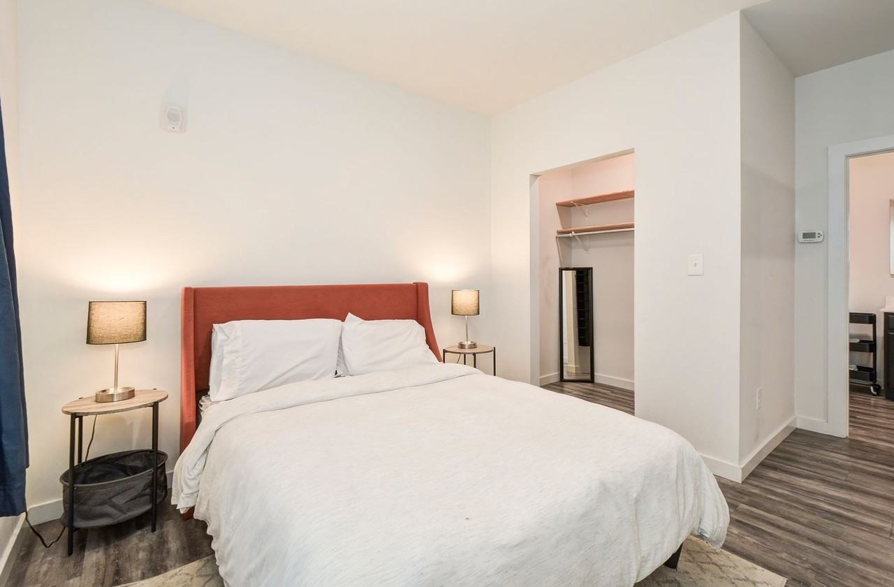 ZAZU - Photo 4 of 50