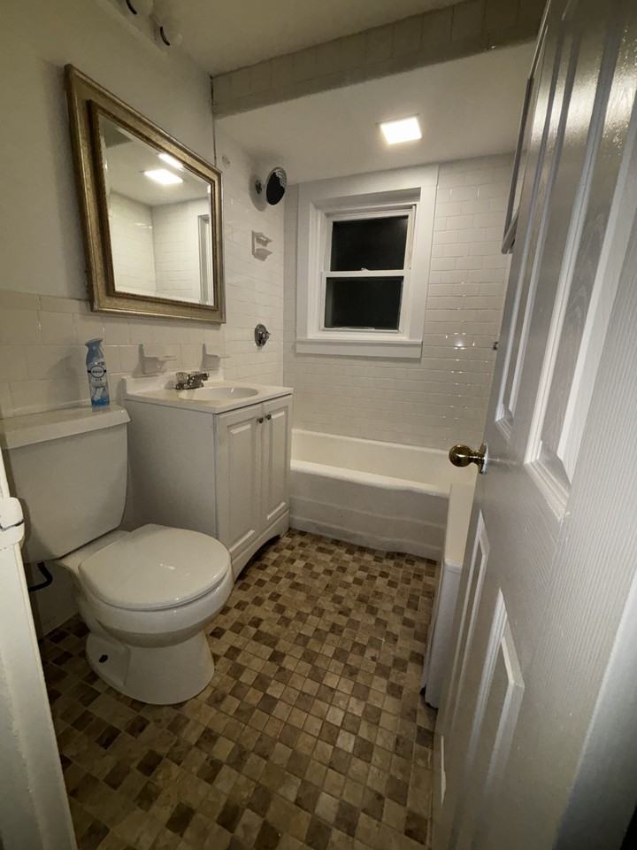 838 & 842 Saratoga St - Photo 5 of 7