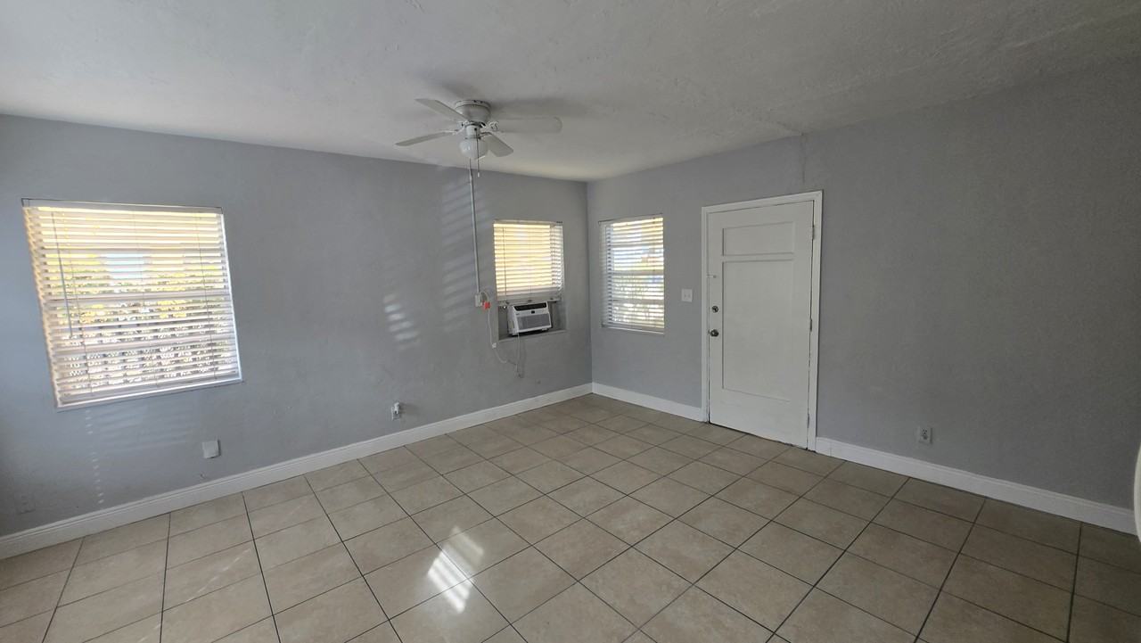 1012 Northwest 2nd Avenue #1 - Photo 7 of 8