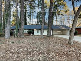 featured image of 686 Rollingwood Pl