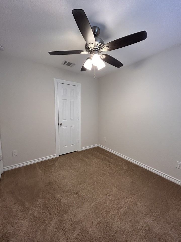 6926 Crestway Rd #3 - Photo 6 of 13