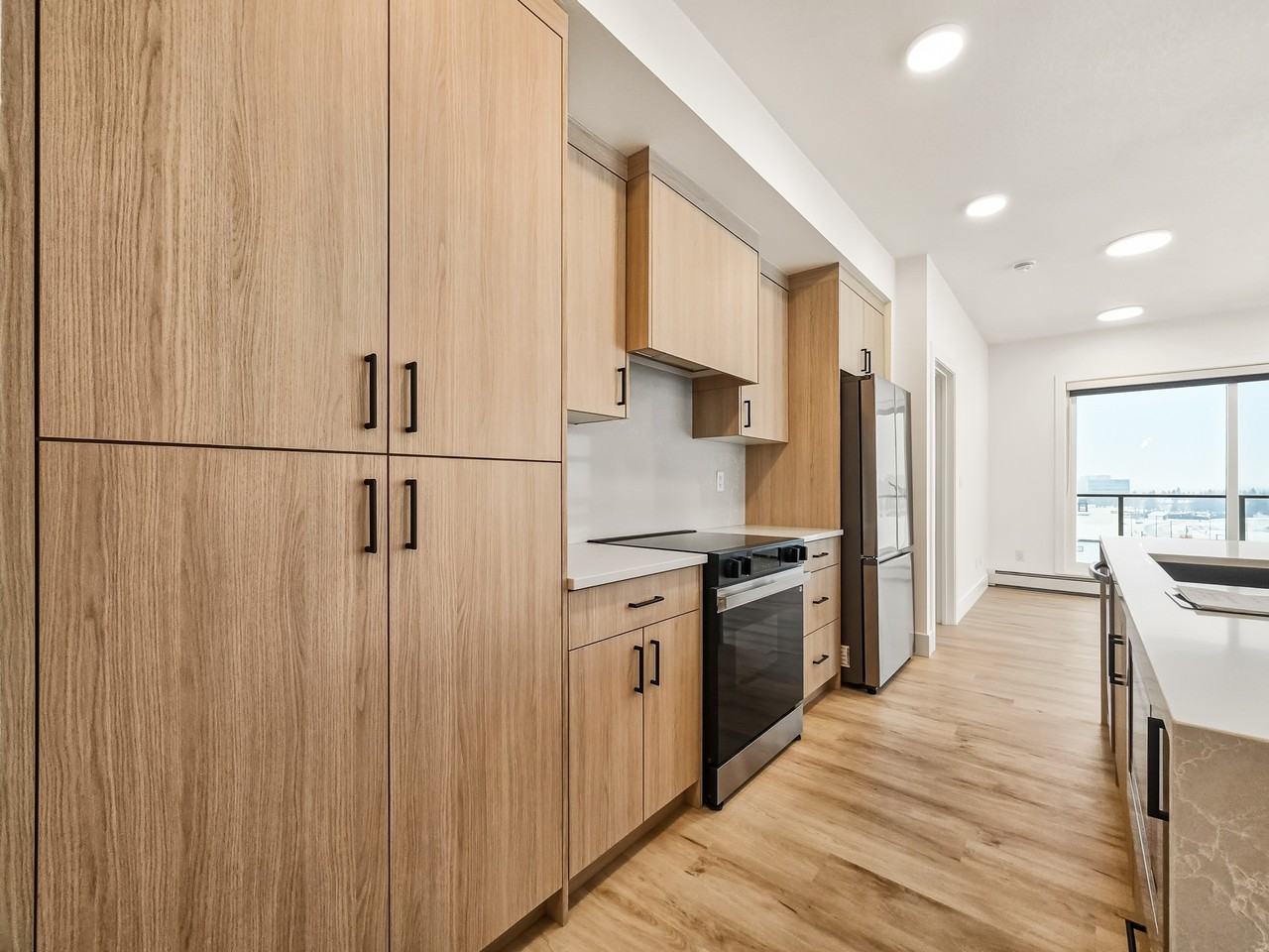 330 Dieppe Drive SW (Quesnay) - Photo 5 of 26