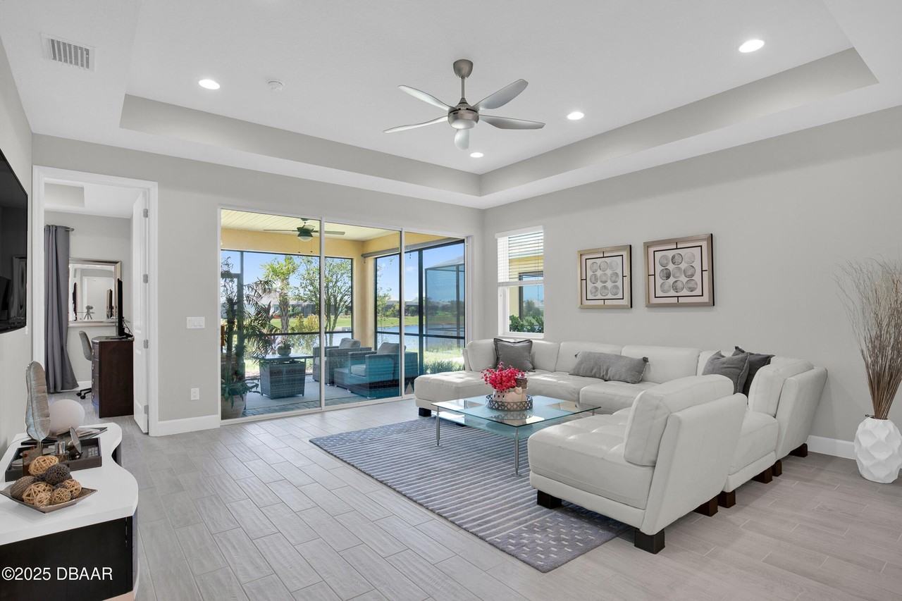 109 Salt Shaker St - Photo 3 of 42