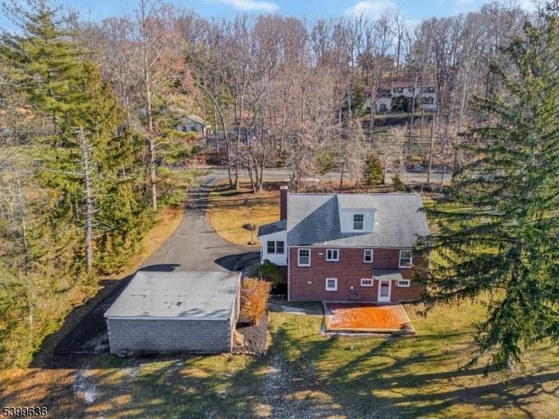 111 King George Rd - Photo 6 of 41