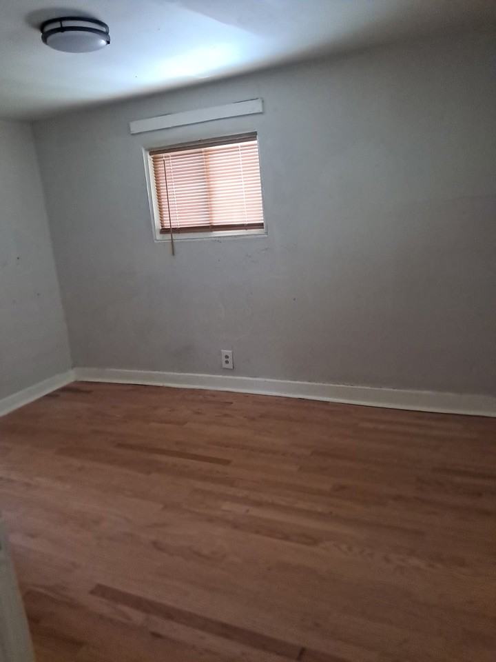 4908 Eau Claire St #1 - Photo 4 of 14