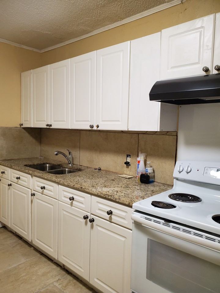 1717 Dairy St #1 - Photo 5 of 6